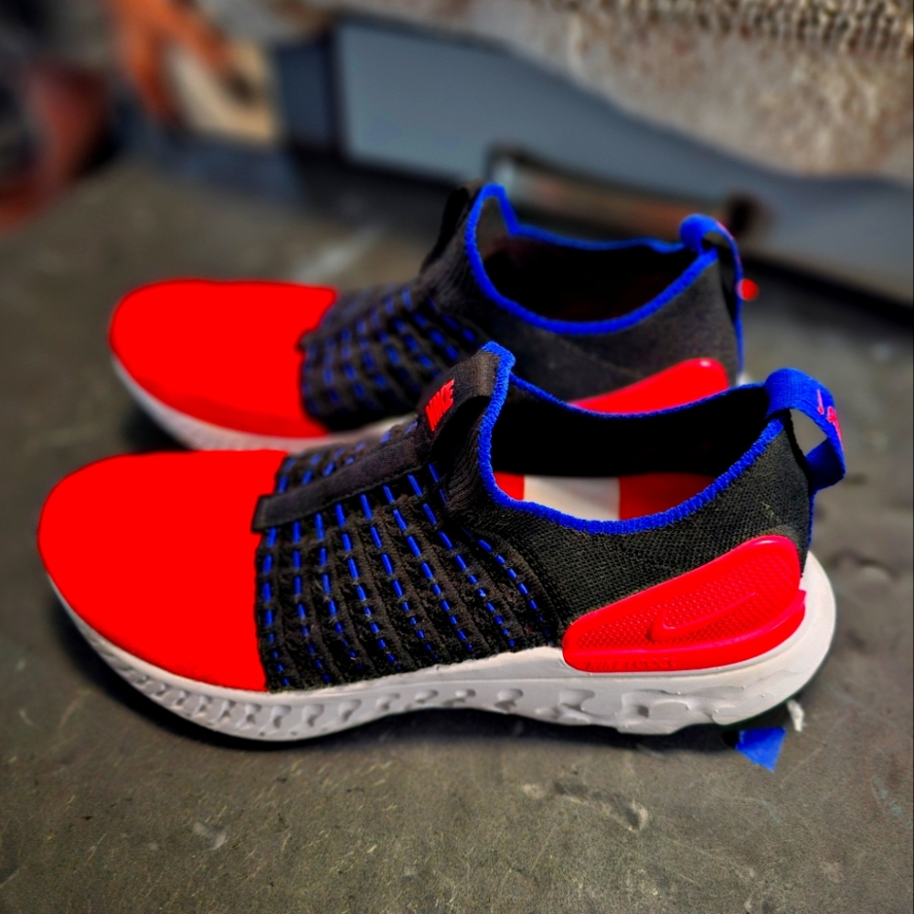 Nike Phantom Red and Black Athletic Sneakers